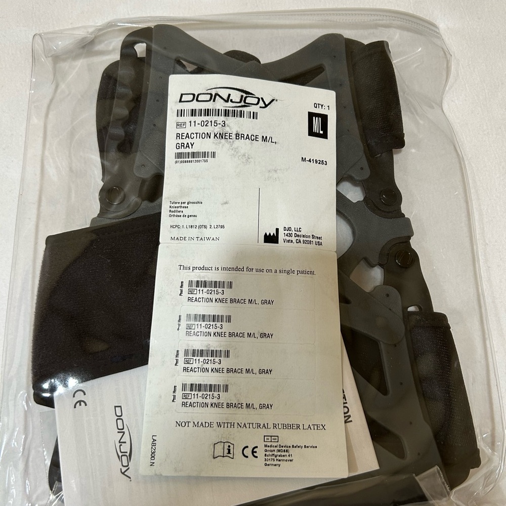 DonJoy Reaction Knee Brace Gray